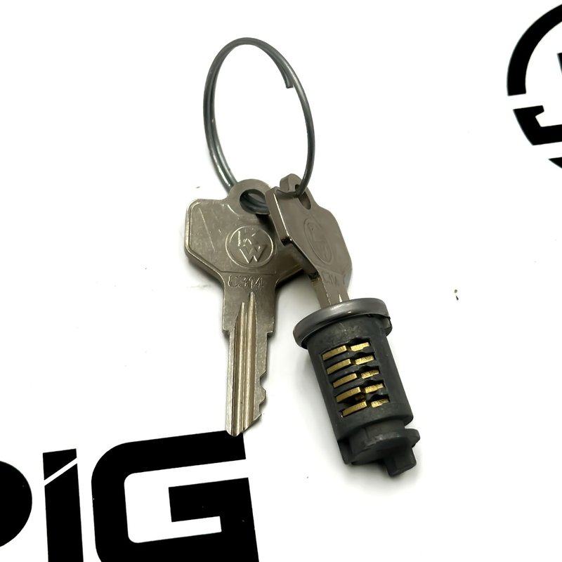 Lock Cylinder W/2 Cut Keys 591456 - OEM - Paccar - Big Rig World