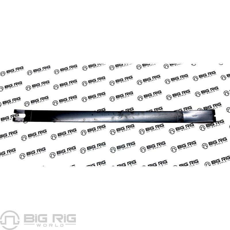 Plain Fuel Tank Strap 25-inch No Step 03-38548-000 - Freightliner