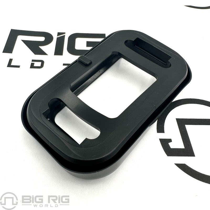 15 Series Flush Mount Grommet 15702 - Truck Lite