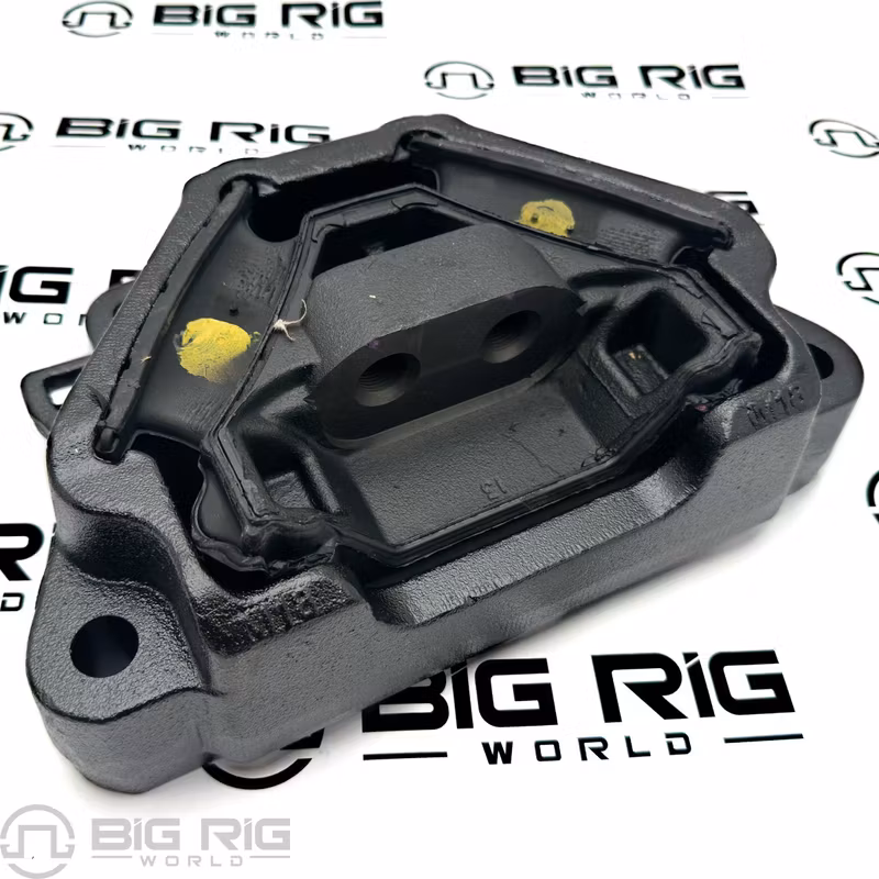 Isolator- Assembly, Engine, Rear, 854, No-Insulator 01-35313-000 - Freightliner