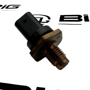 Fuel Rail Pressure Sensor 2210904PE - Paccar Engine