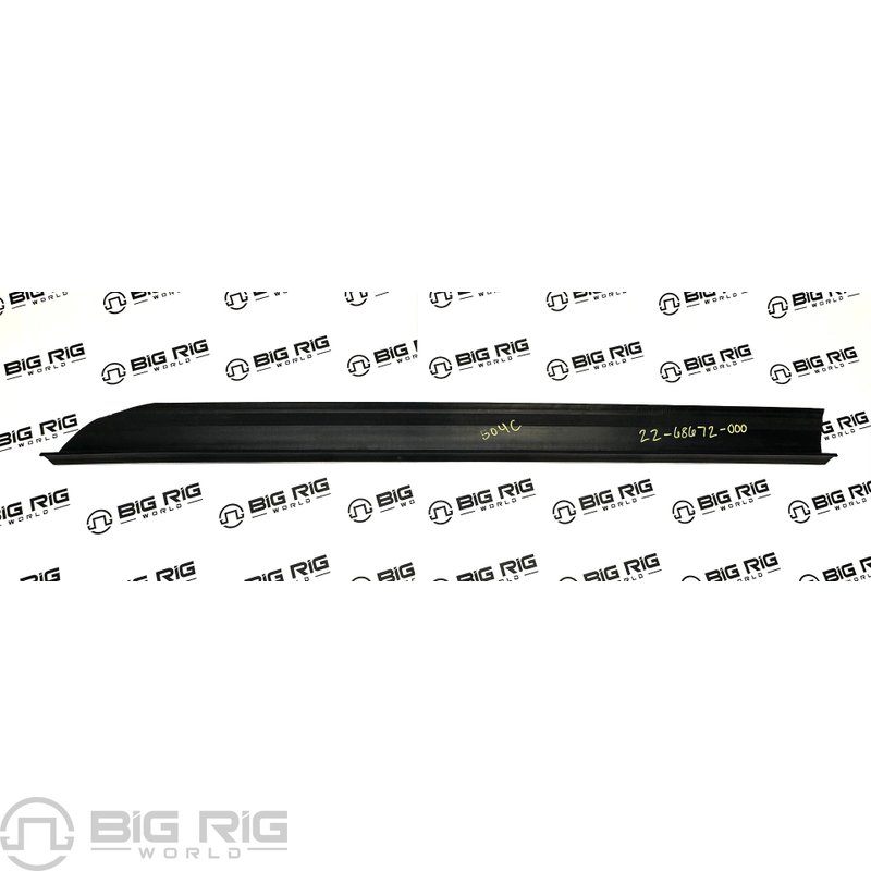 Skirt - Fairing - Polypropylene 22-68672-000 - Freightliner
