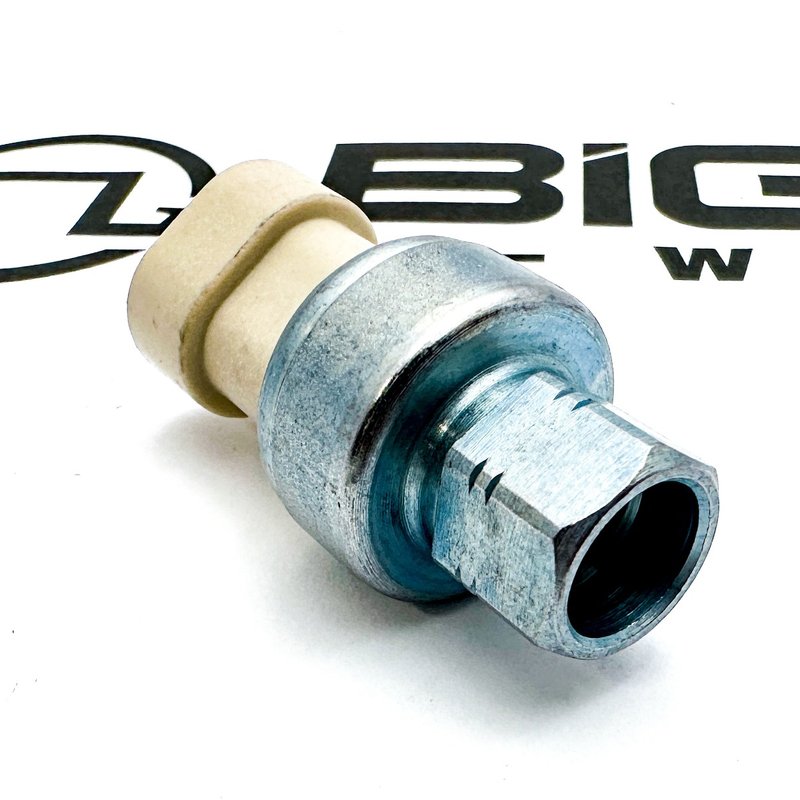 Switch - Pressure, Binary, A/C 22-51296-000 - Freightliner
