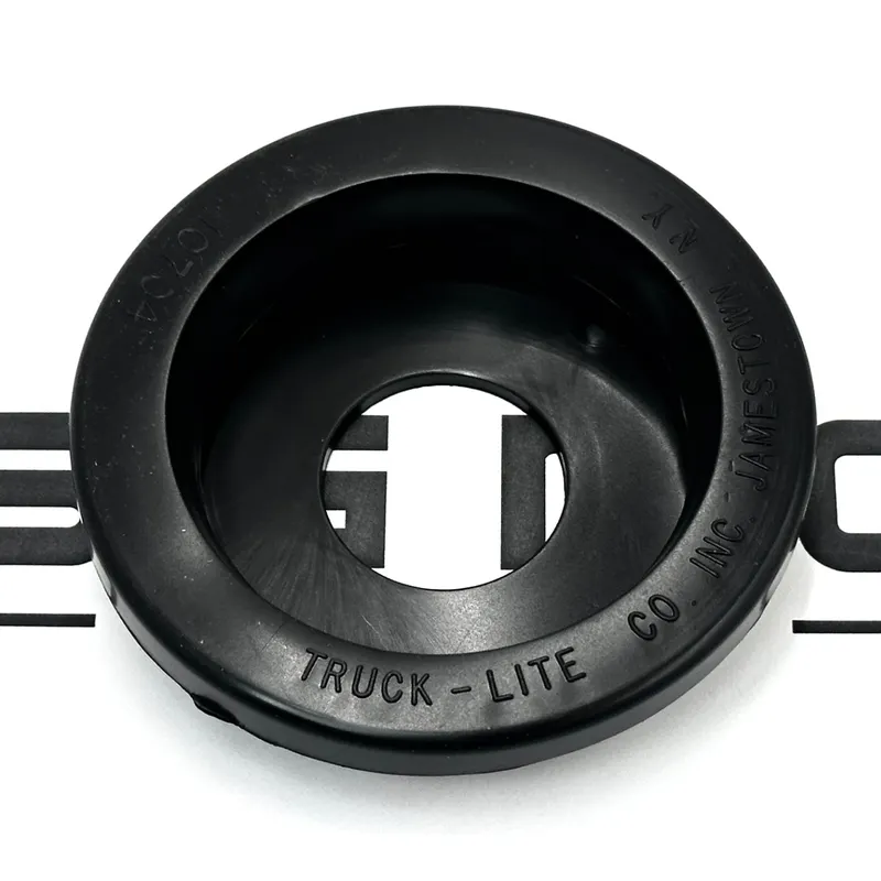 10 Series 3-inch Grommet Mount 10704 - Truck Lite