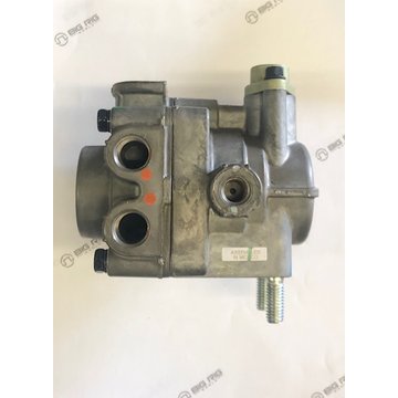 SR-7 Spring Modulating Brake Valve K021557 - Bendix