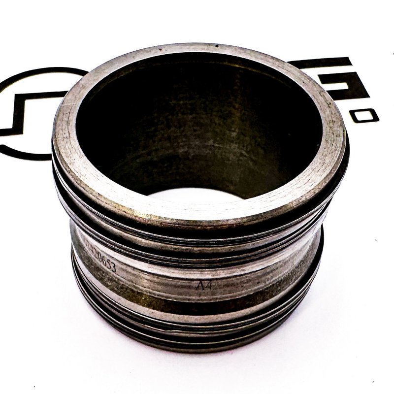 Connect Pipe A4601400048 - Detroit Diesel