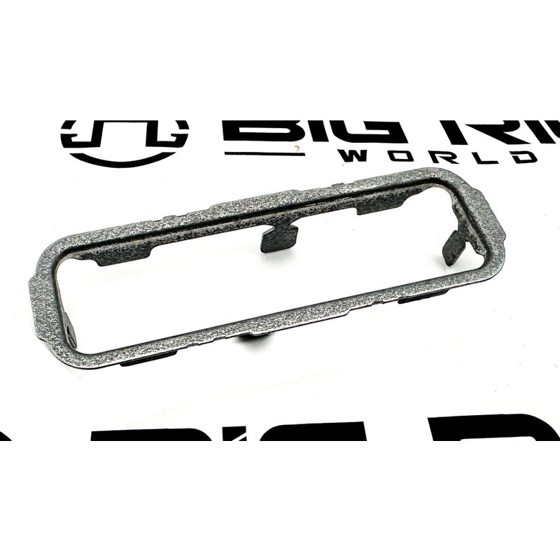 Retainer-Dome Lamp S20-1011 - Paccar