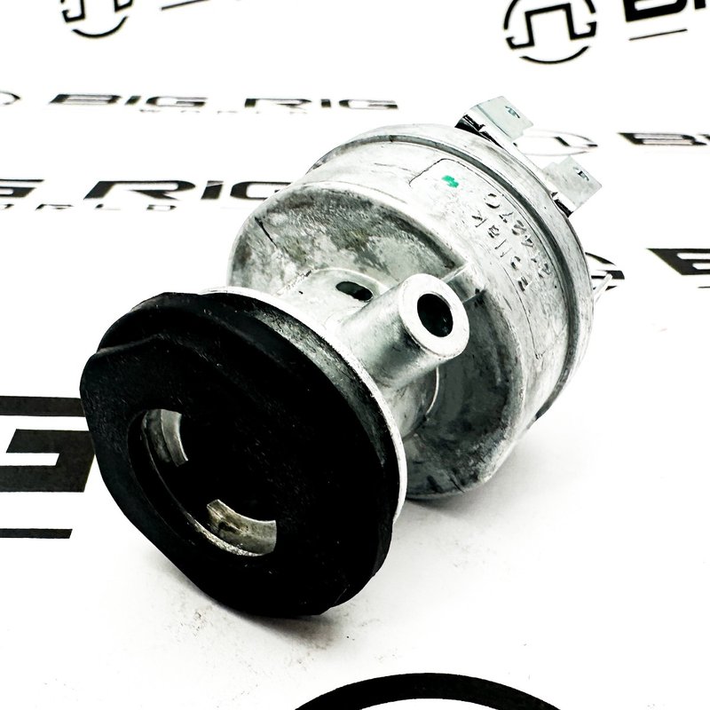 M2 6-Tumbler Ignition Switch Assembly A06-22717-002 - Freightliner