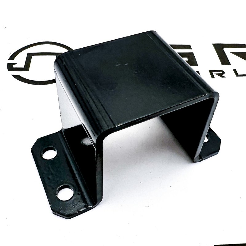 Lower Clamp Pivot 335 L16-6002 - Peterbilt