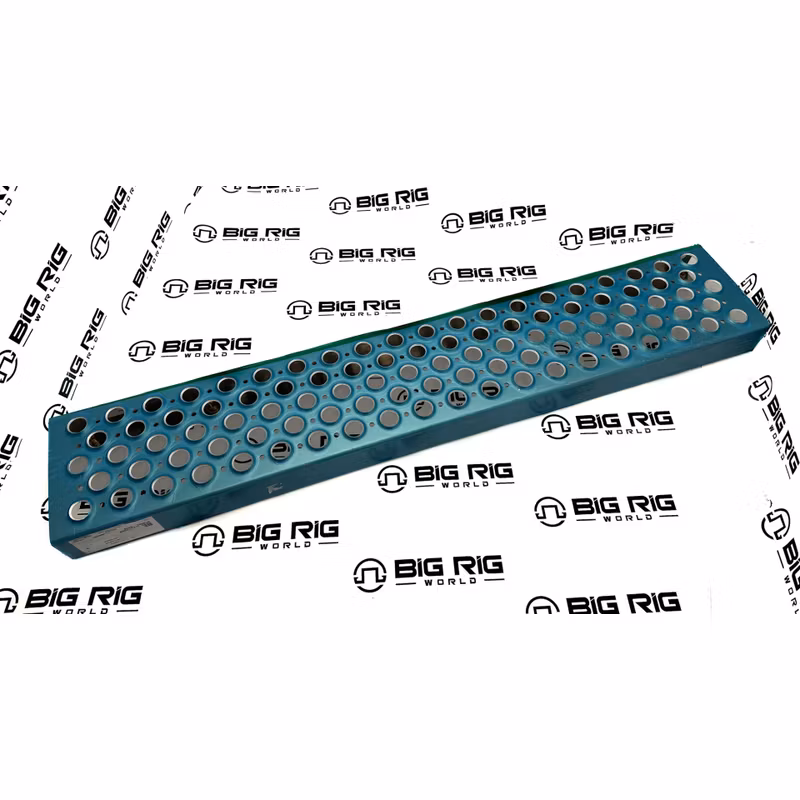 Step- DPF/SCR Lower M82-6056 - Paccar