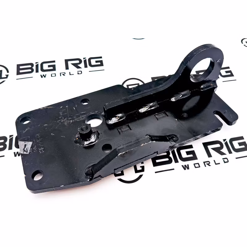 MX-13 Lifting Eye 2237204PE - Paccar Engine