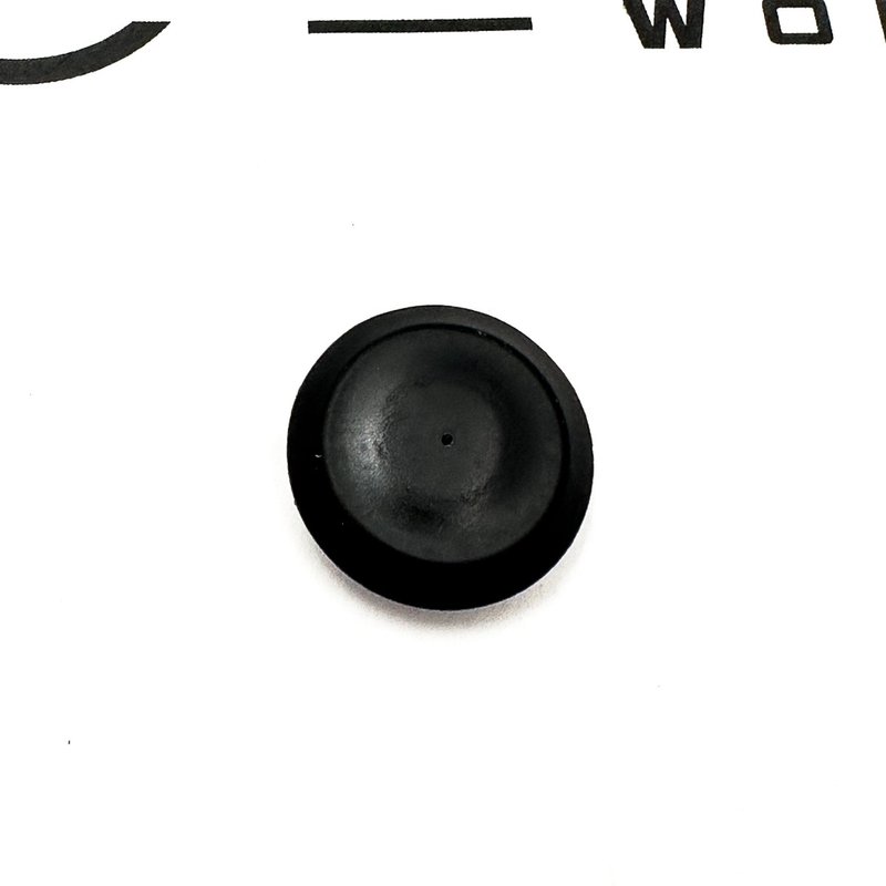 Plug, Button, 7/8 2032513C2 - International