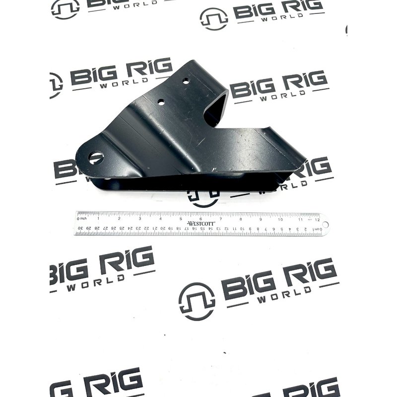 Bracket - Lateral Control Rod, Lower 18-30104-000 - Freightliner