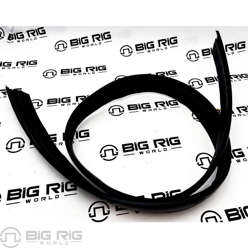 Molding - Windshield, C2, Upper 18-37907-000 - Freightliner