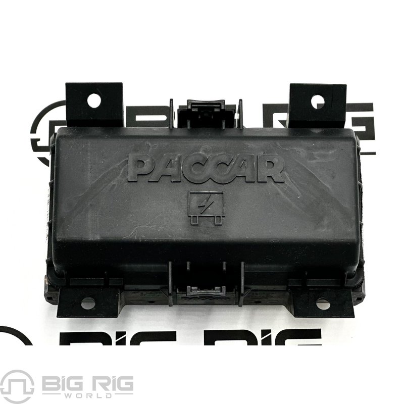 Fuse Box Assembly - Sleeper Power Distribution Center P27-1135-0110 - Paccar