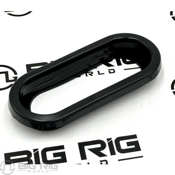 6 In. Oval Black Vinyl Grommet M50600-B - Maxxima