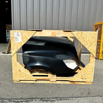 Hood for Freightliner Cascadia - 126in A17-20392-006 - Freightliner