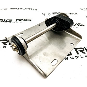 Isolated Pin Exhaust Bracket M11-8774-004 - Paccar