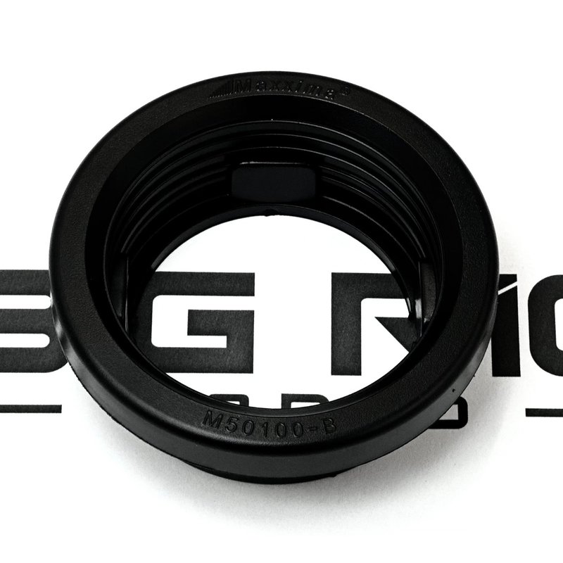 2 1/2 In. Black Vinyl Grommet M50100-B - Maxxima