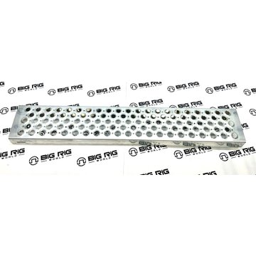 DPF/ SCR Box Step Polished M82-6057P - Kenworth