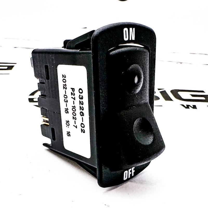 Switch-Rocker Cruise On/O P27-1002-7PKG - Paccar