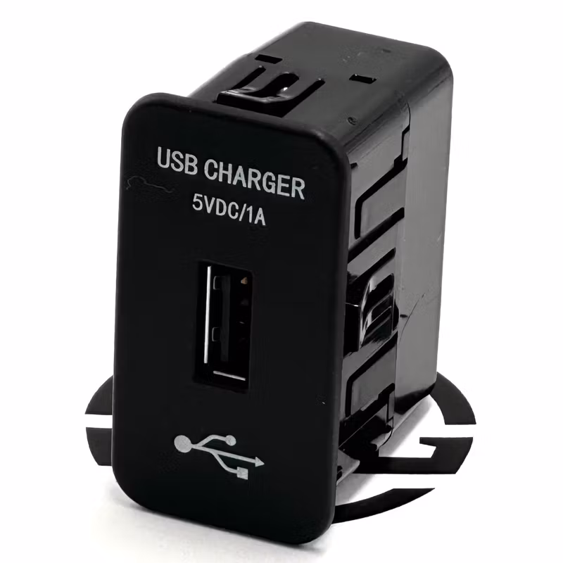 Port - USB Charger 79540-5002 - Kenworth