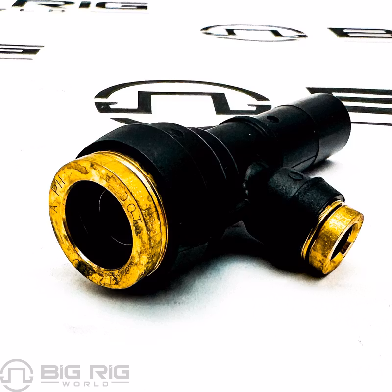Tee, Air Brake Fitting, Push To Connect, 1/2 X 1/4 X 1/2 3520923C1 - International