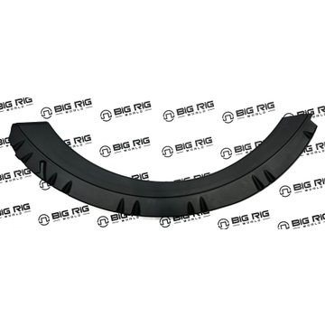 Wheel Well Closeout Shield L46-1106R - Kenworth