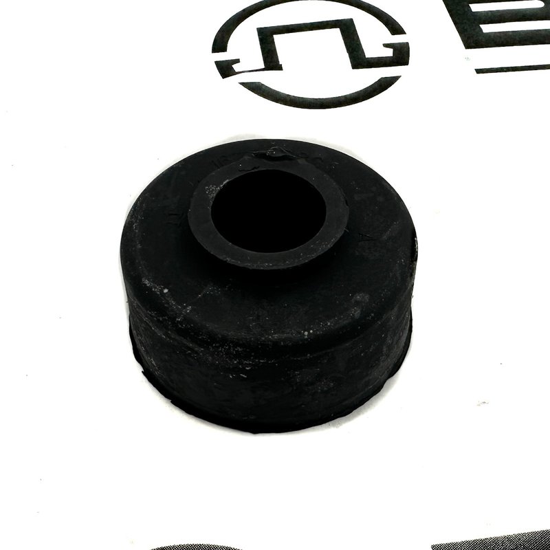Insulator, Mounting, Radiator, For 7/16 Stay Rod 1675868C1 - International