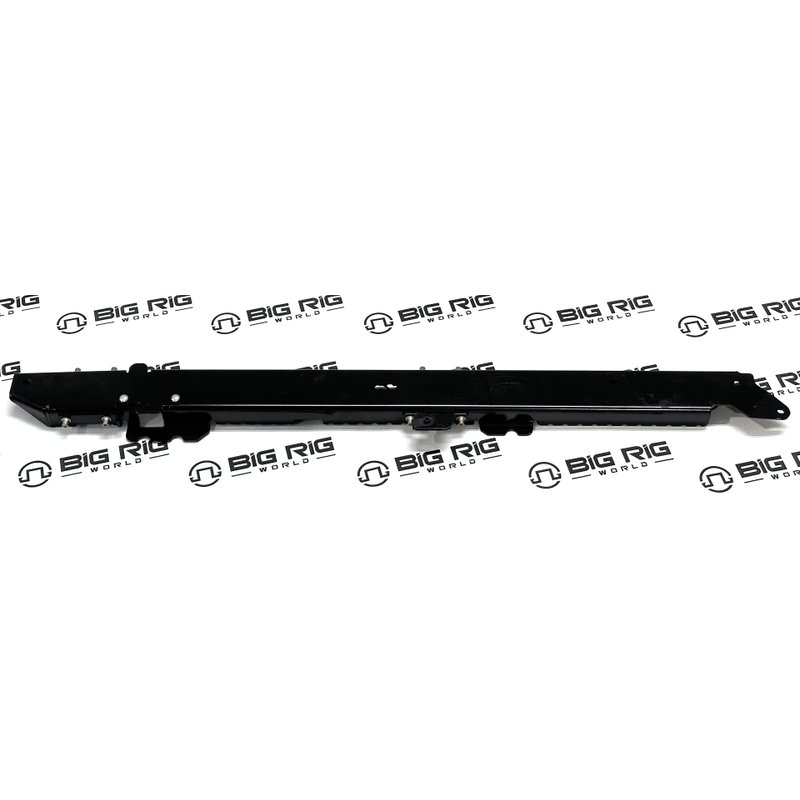 Lower MH Service Step RH  A82-1212-100 - Paccar