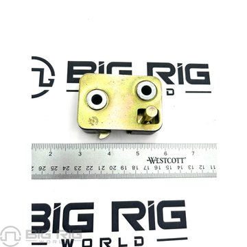 Latch - Outer Door Right Hand 18-45484-001 - Freightliner