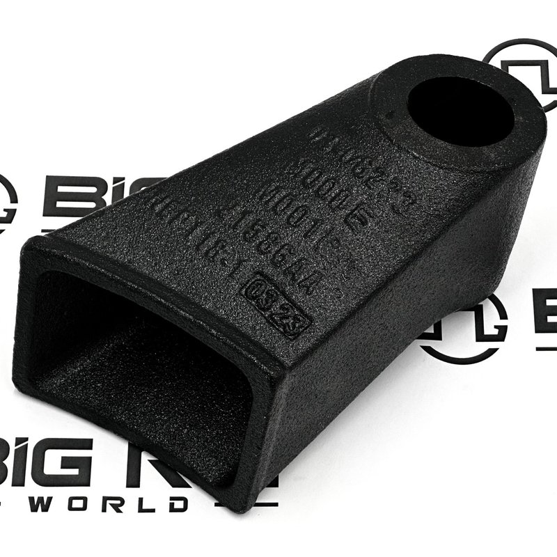 Bracket - Tracking Rod 03-06233M001 - Peterbilt