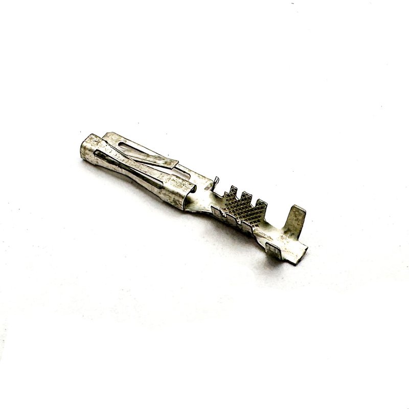 Terminal - Female, Micro Pack 100, 0.8-1 (18-16) 23-13214-000 - Freightliner
