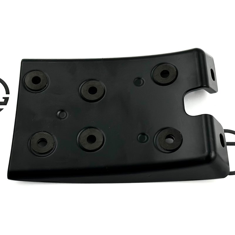 Bracket - Visor, Inboard, RH R11-6523R - Paccar
