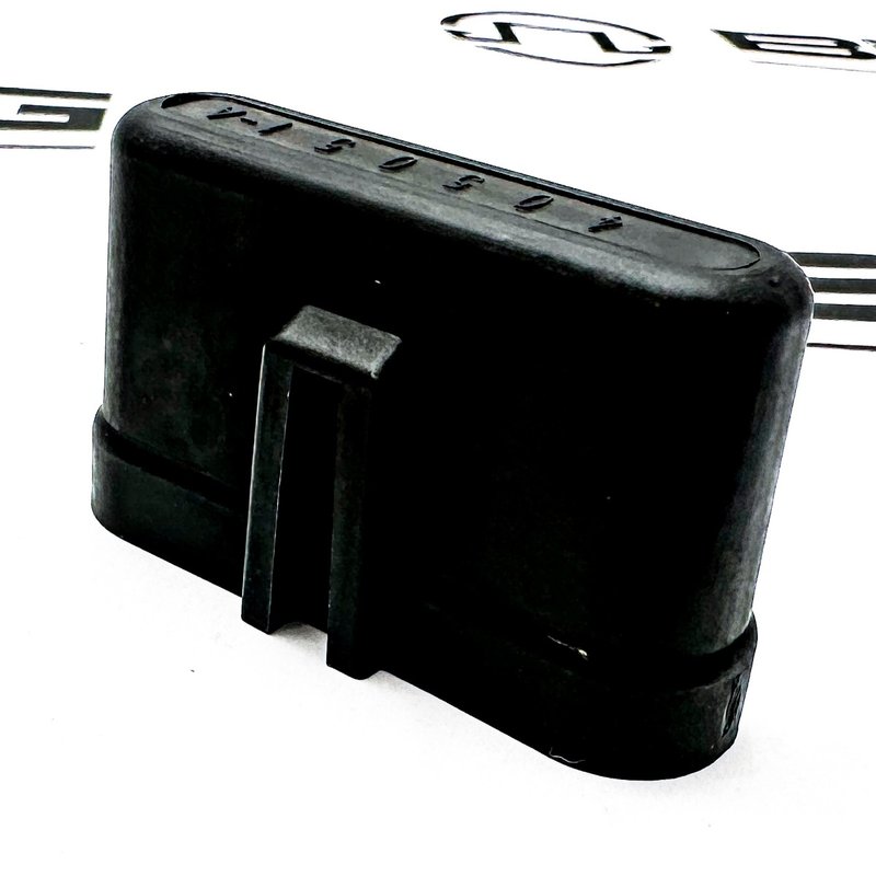 Cover - Fuse 405051 - Paccar