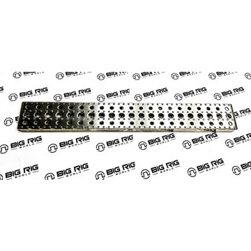 Step - Fuel Tank, 1050 Mm, Plain 22-73639-105 - Freightliner