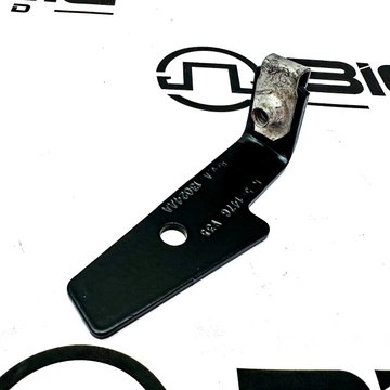 Wheel Closeout Bumper Bracket - Left Side N85-1476 - Kenworth