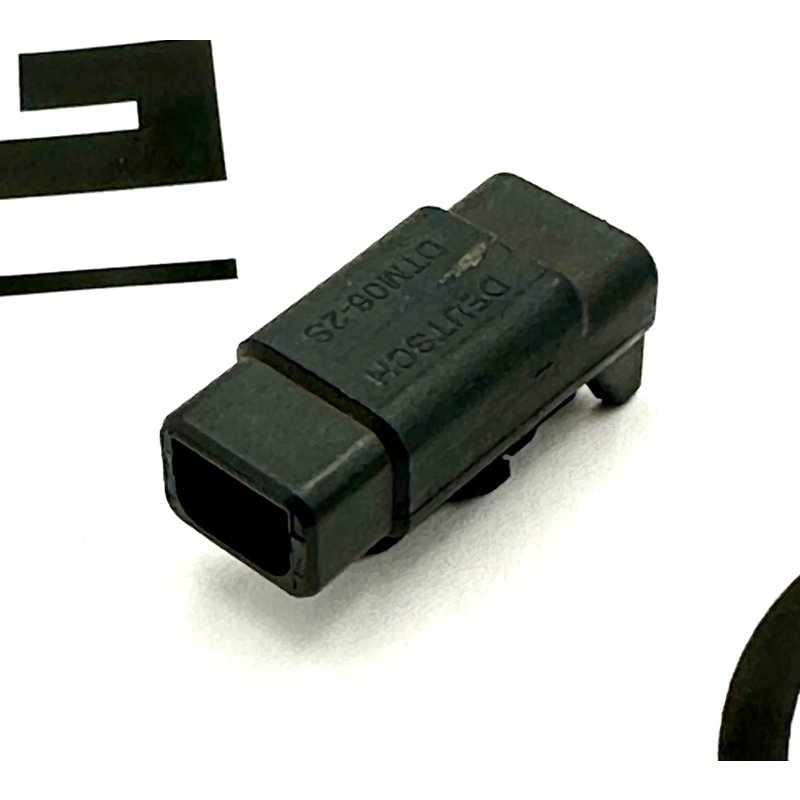 Plug - 2 Cavity, 2 Sealed, E004 23-13148-204 - Freightliner
