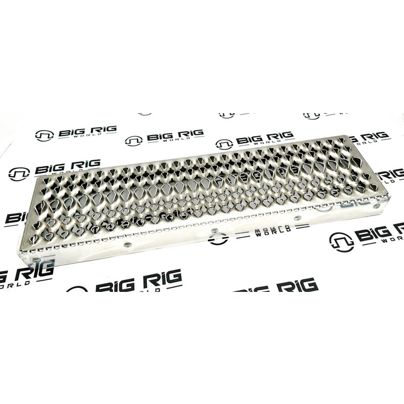 Step - Batt / Tool Box, 7 In. N82-6098-002 - Paccar