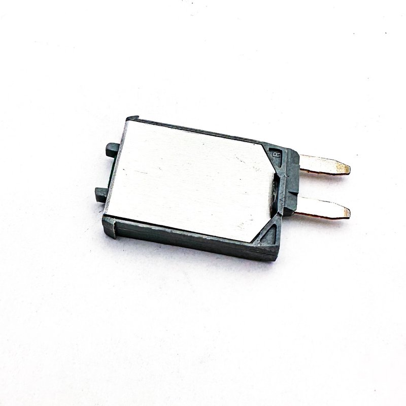 Circuit Breaker, Elect, 30a, 12v 3536182C1 - International