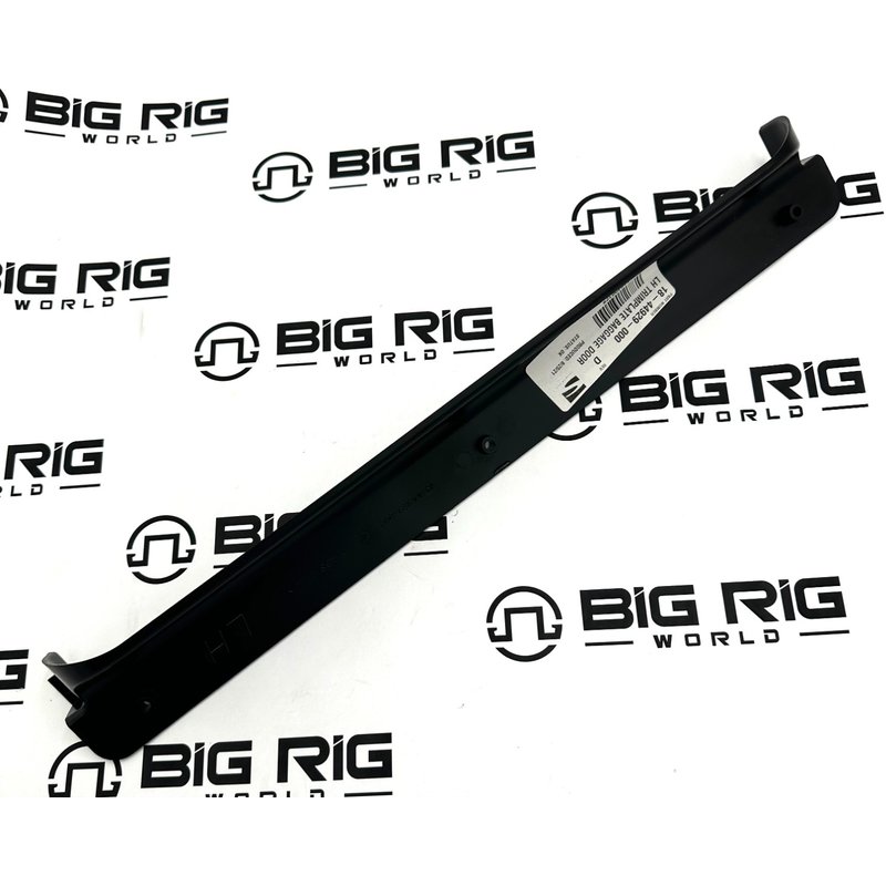 Trimplate - Baggage Door 18-44929-000 - Freightliner