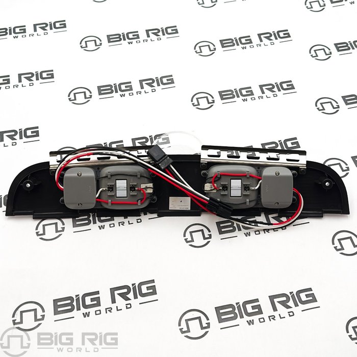 Lamp, Interior, Forward, Daycab, M2, 26386/7 A22-65294-000 - Freightliner