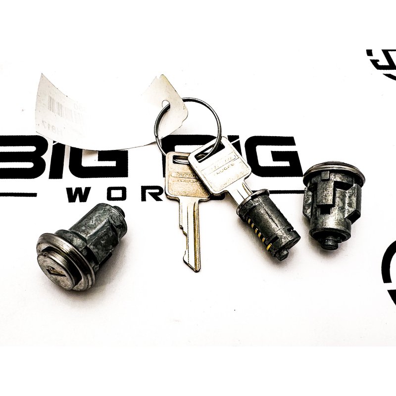 Lockset - Cab, Fln A22-41585-006 - Freightliner