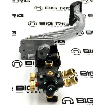 Brake Pedal Valve -2V A12-28394-000 - Freightliner
