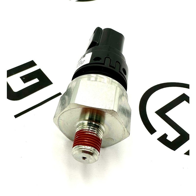 Normally Open Pressure Switch – On at 4 PSI, Off at 2 PSI 12-31616-000 - Freightliner