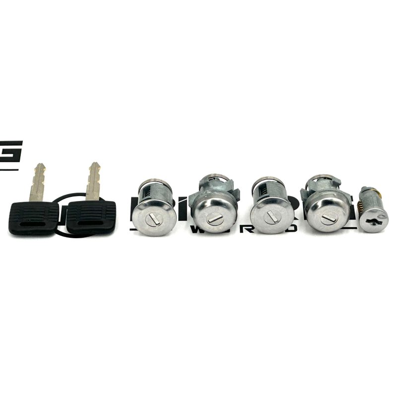 Lock Set - Door & Ignition - 2 Bag Door, Random Key Code A22-48976-000 - Freightliner