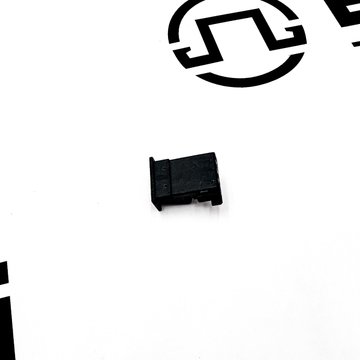 Plug - 4 Cavity, Micro Quadlock System, AI 1 1355397 1, Black 23-13151-401 - Freightliner