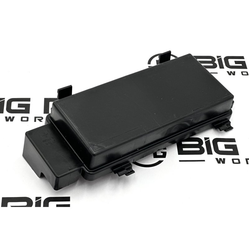 Cover R64258-002 - Paccar