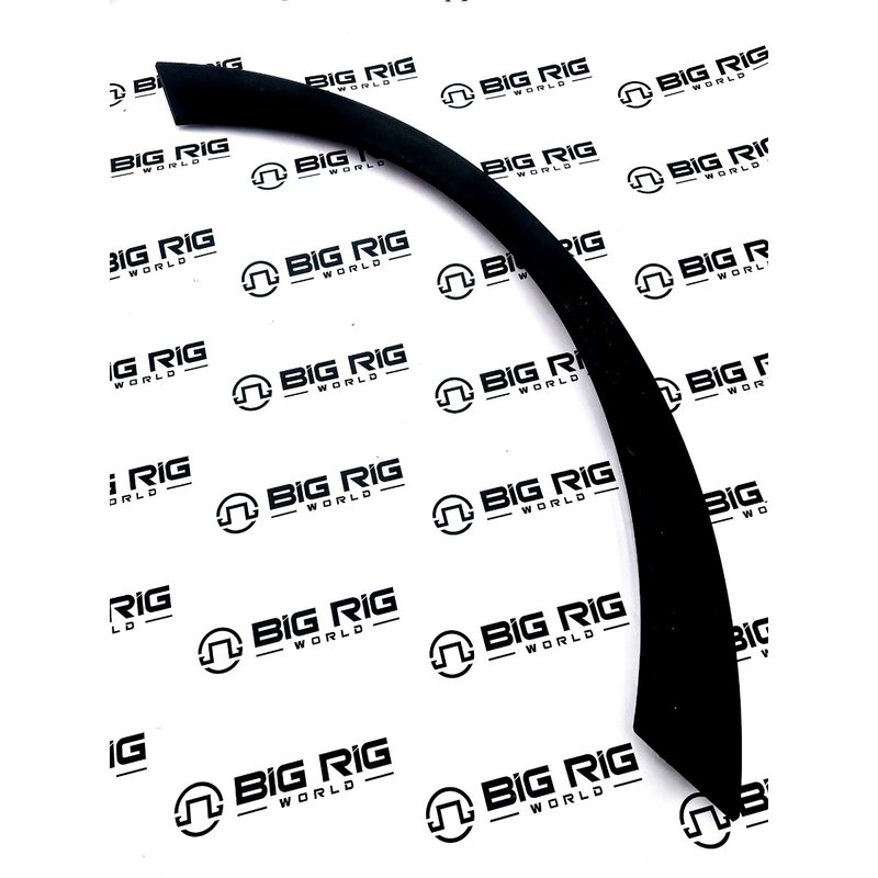 Wheel Well Closeout Shield for Medium Hoods - Right Side L46-1083-100R - Kenworth