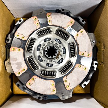 Easy Pedal Advantage 15.5 In. x 2 In 7 Spring 1860 lbs. Torque Manual Adjust Clutch 308925-20 - Eaton